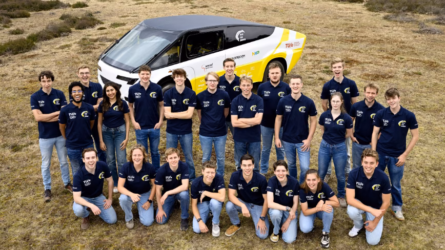 A solar mobile clinic has successfully driven 800km across Kenya