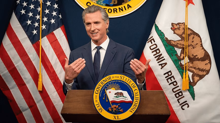 California will fine creators $5,000 a post for hidden political ads